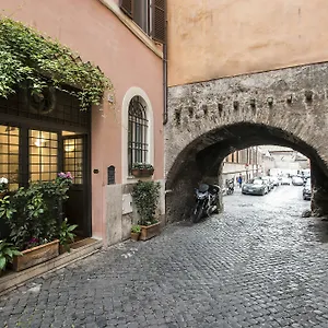Arco Del Lauro Frühstückspension